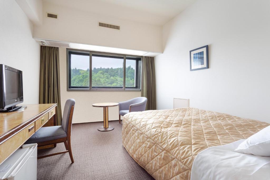 Art Hotel Narita Single Room