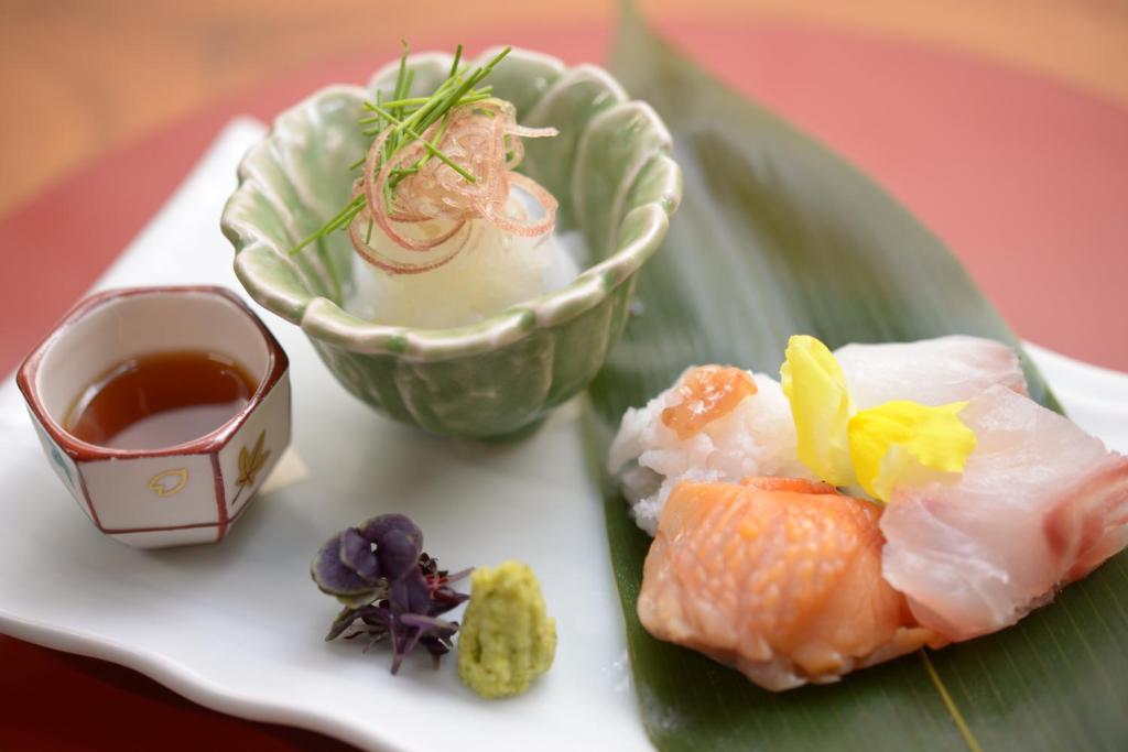 Ashikari Kaiseki Sashimi Course