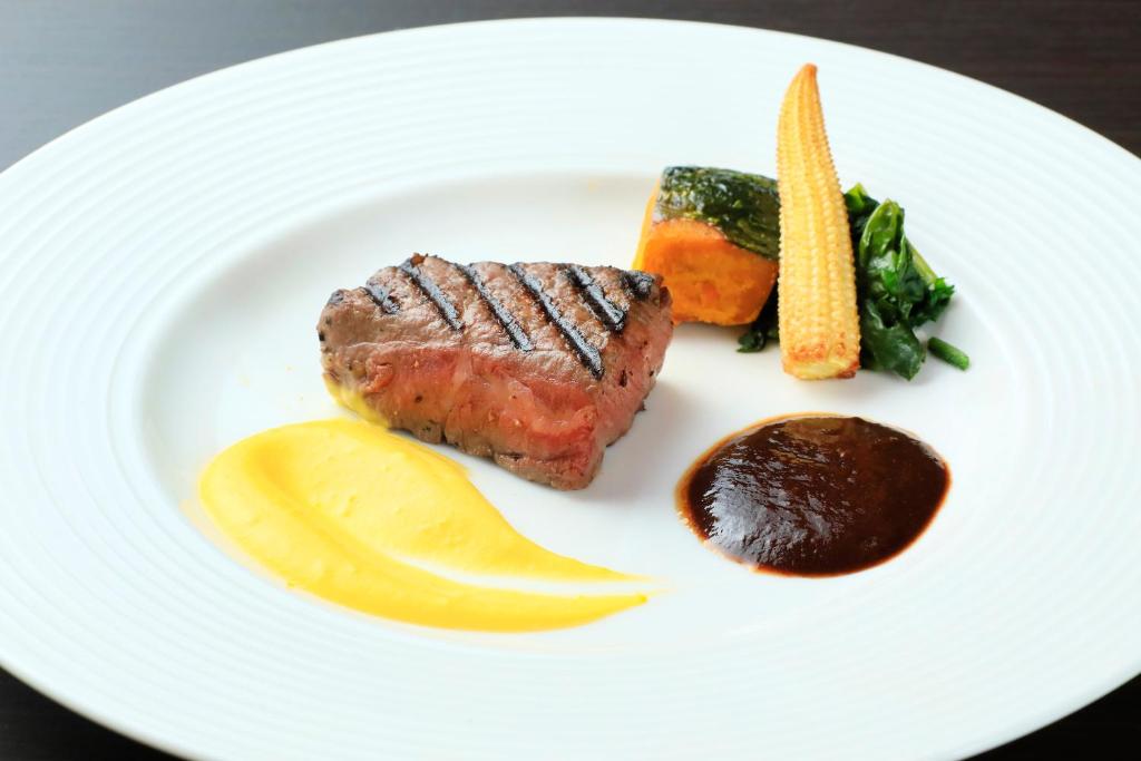 Atami Fuga Grilled Steak Dish