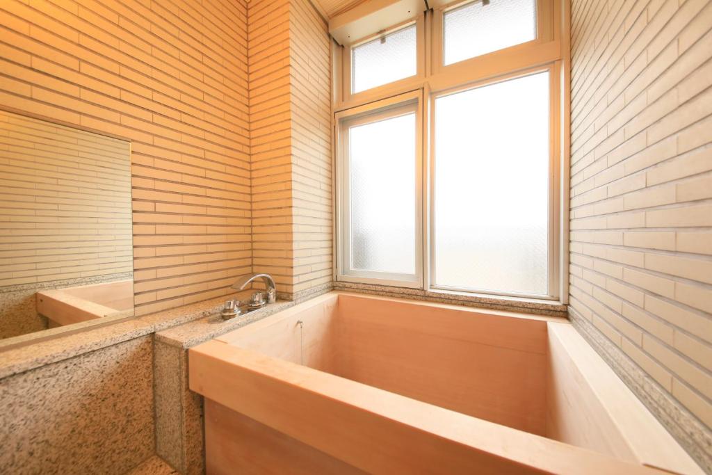 Atami Fuga Private Bath