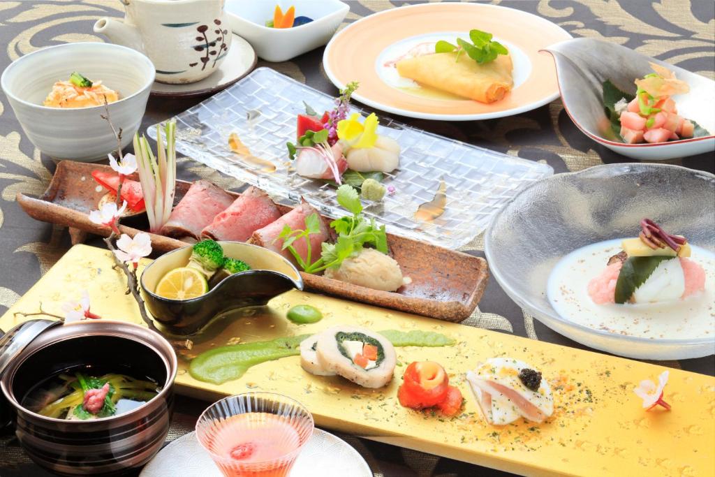 Atami Tensui Kaiseki Meal