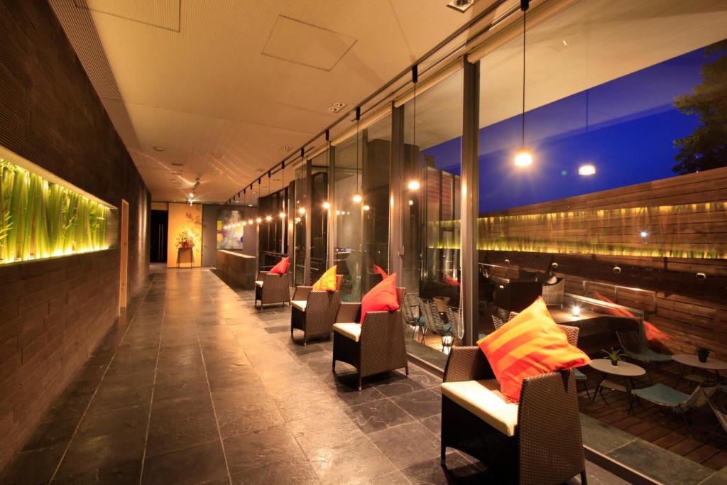 Atami Tensui Lounge Corridor