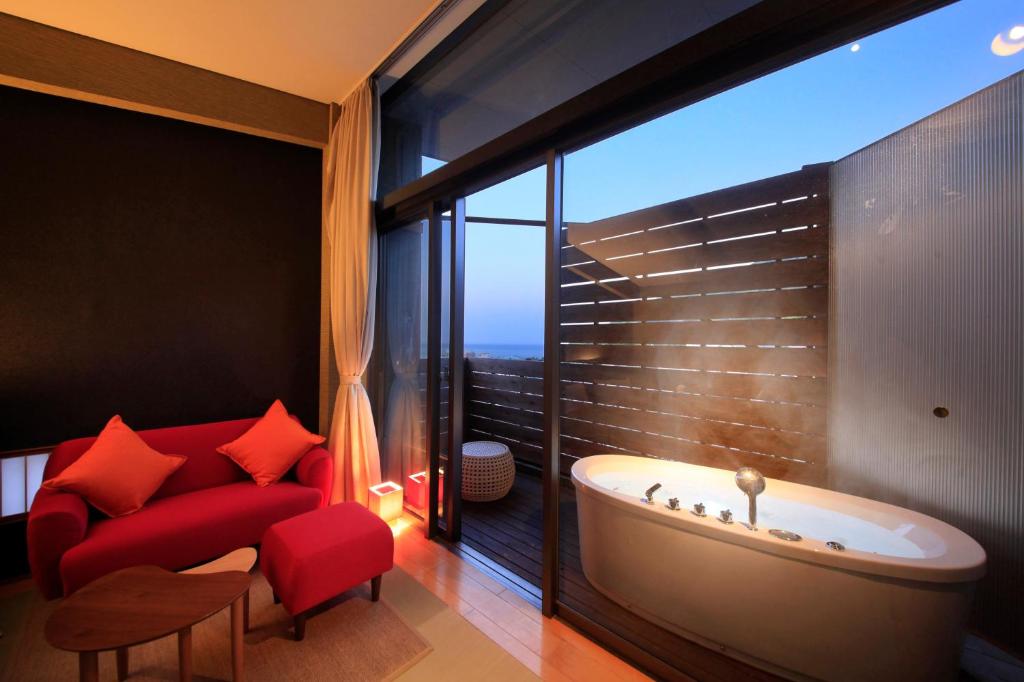 Atami Tensui Open Air Bath Room