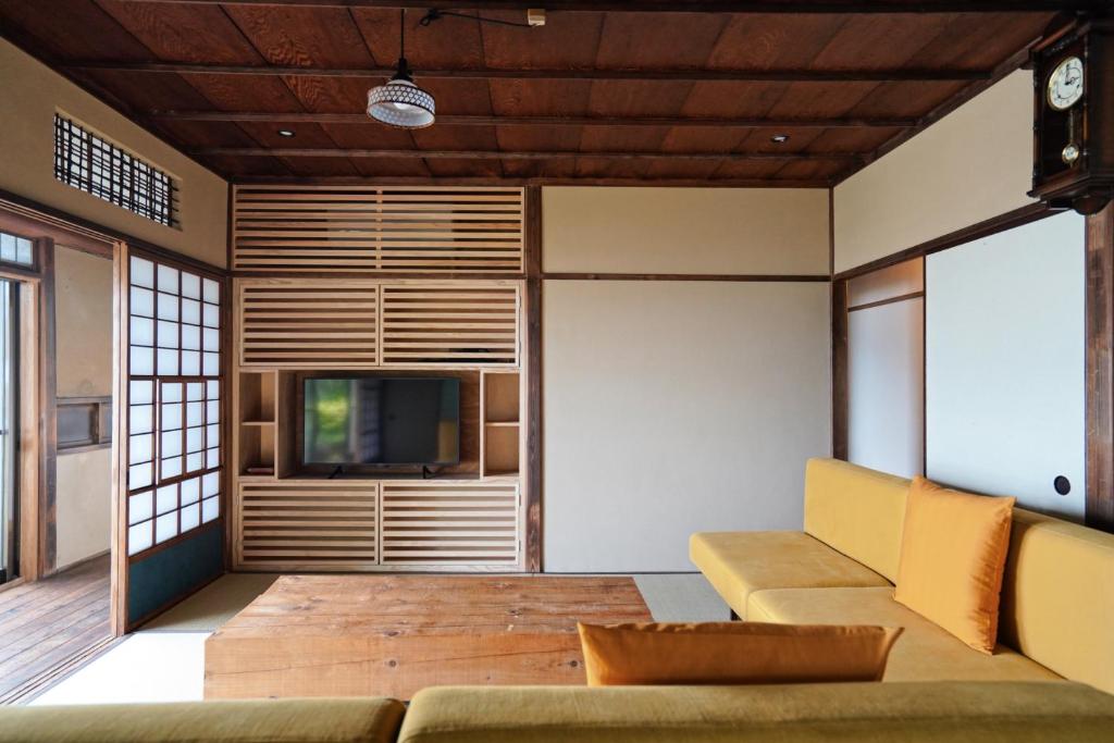 Atami Terrace Villa Sauna Onsen Japanese Living Room