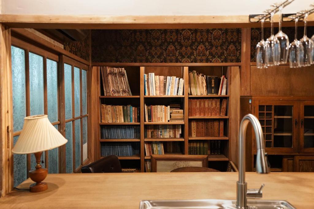 Atami Terrace Villa Sauna Onsen Library Lounge