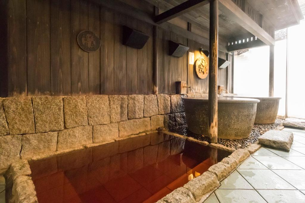Awara Grand Hotel Open Air Onsen Bath