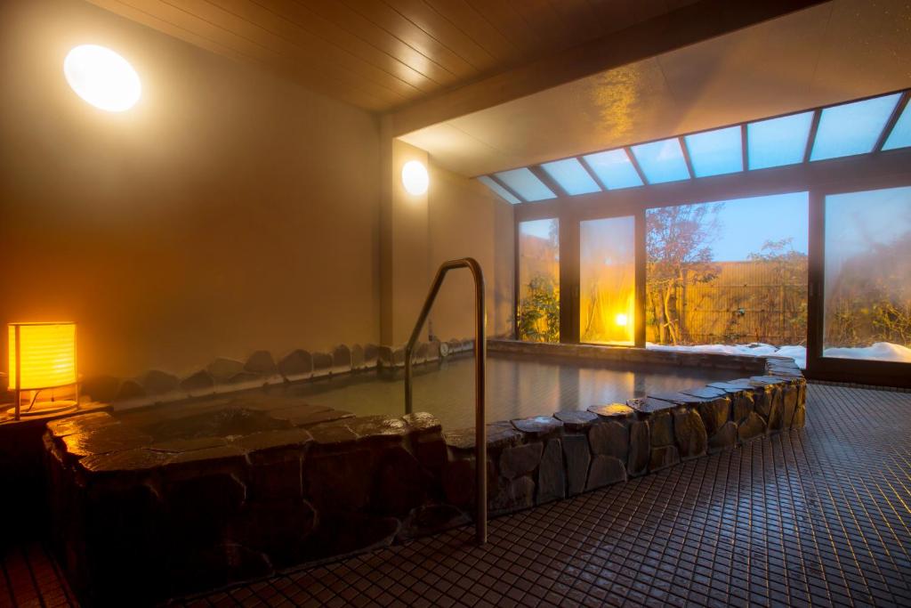 Awara Kitagata Onsen Hana Yurari Indoor Onsen Bath