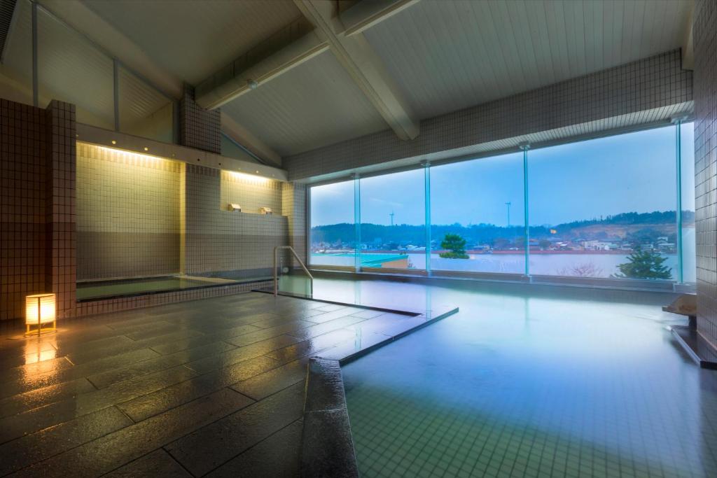 Awara Kitagata Onsen Hana Yurari Indoor Onsen Bath