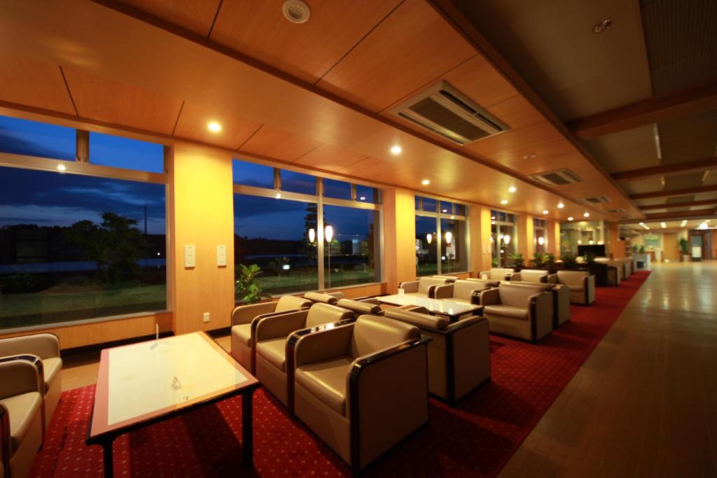 Awara Kitagata Onsen Hana Yurari Lounge