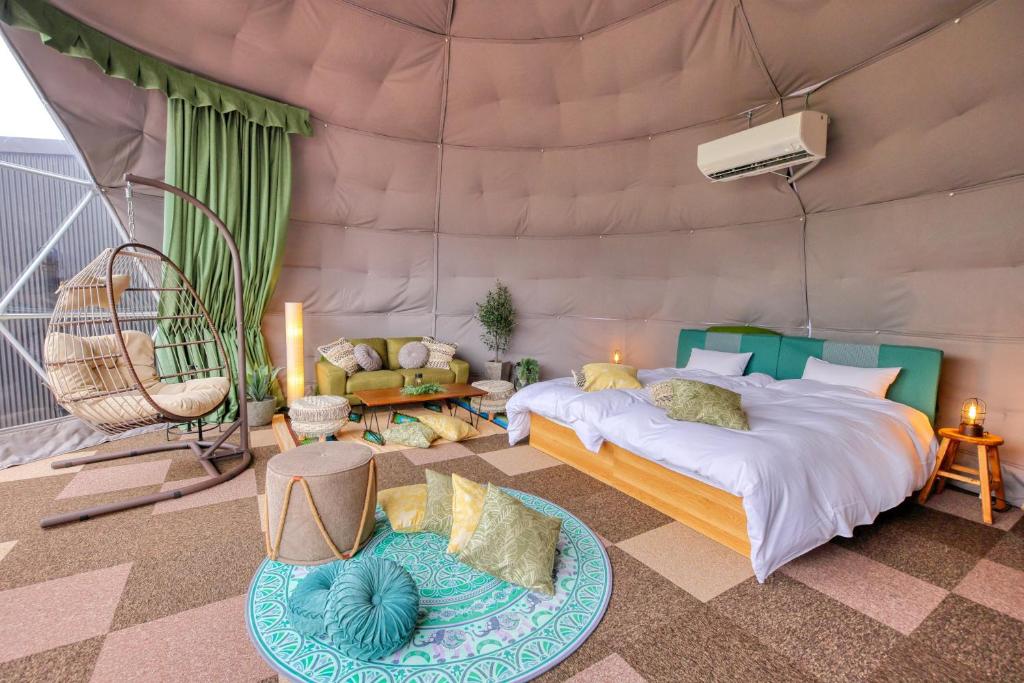 Awaumi Fujikawaguchiko Resort Glamping Room