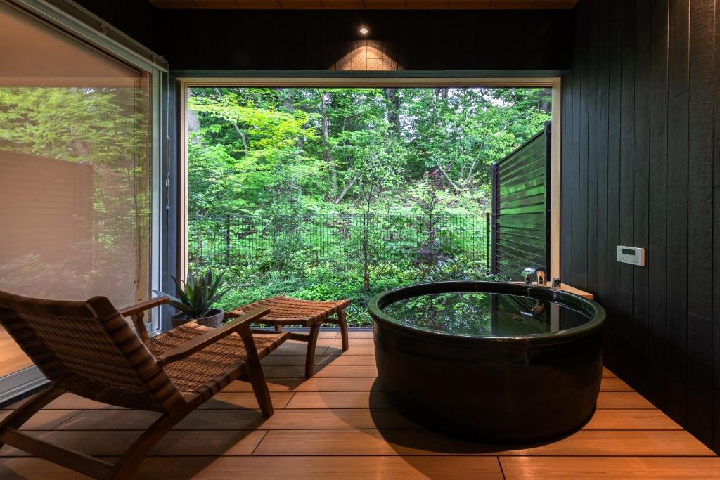 Awaumi Fujikawaguchiko Resort Open Air Bath