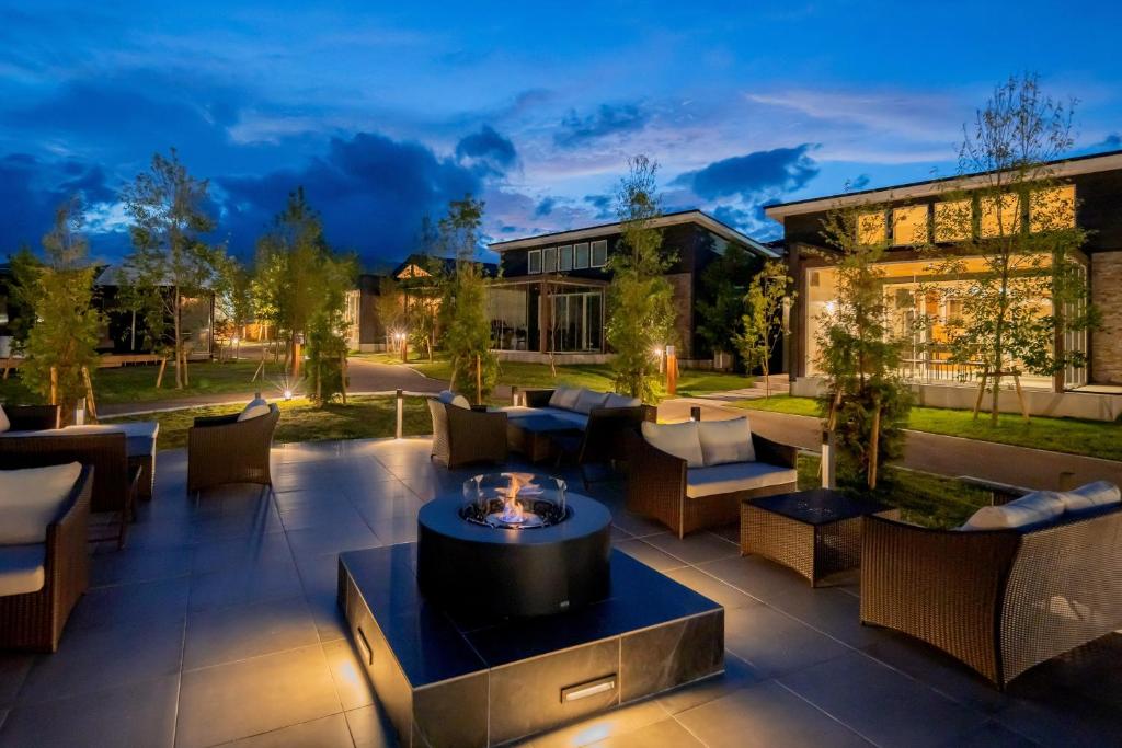 Awaumi Fujikawaguchiko Resort Outdoor Lounge
