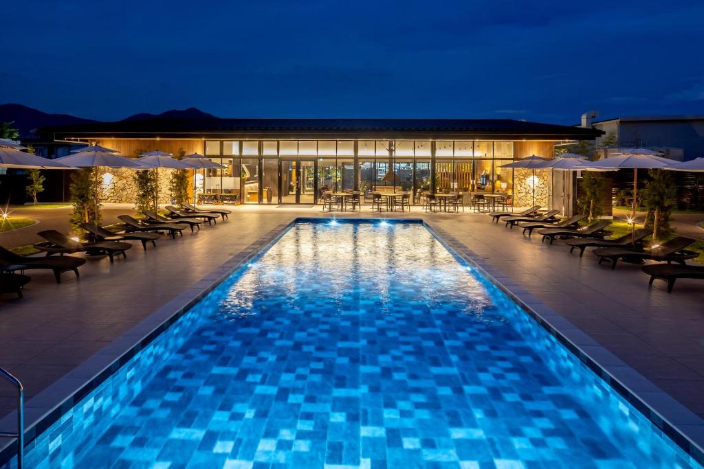 Awaumi Fujikawaguchiko Resort Outdoor Pool