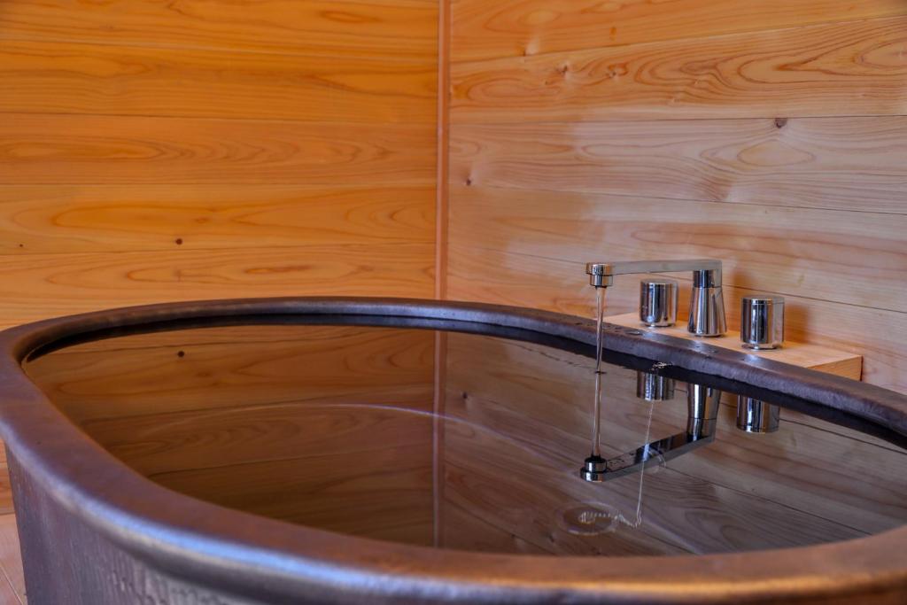 Awaumi Fujikawaguchiko Resort Wooden Bath