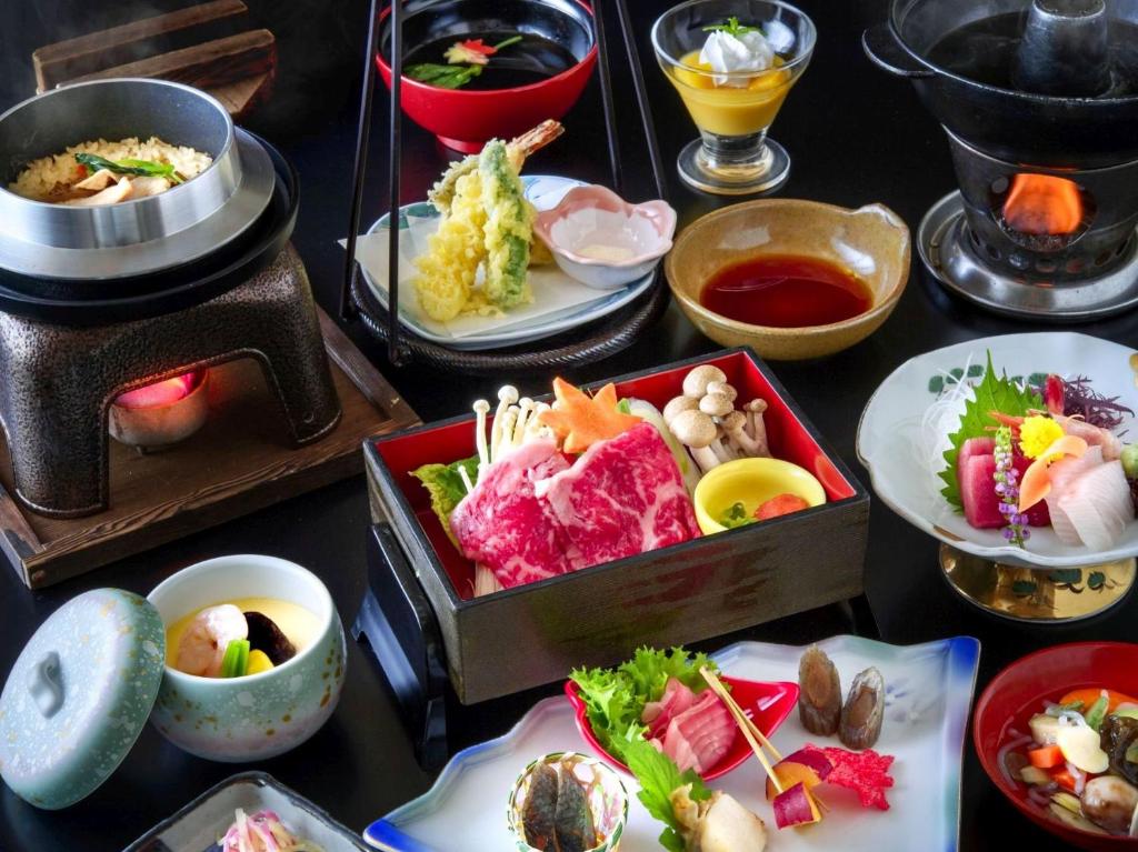 Bandai Kogen Resort Inn Bonari Kaiseki Dinner