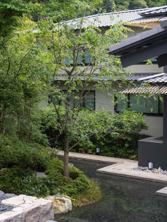 Banyan Tree Higashiyama Kyoto Garden Waterway