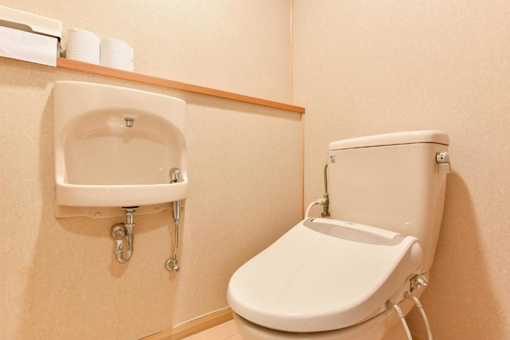 Bekkan Fujiya Ryokan Toilet