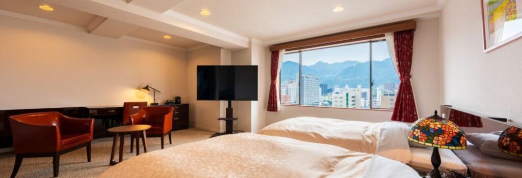 Beppu Onsen Hotel Sansenkaku Twin Room