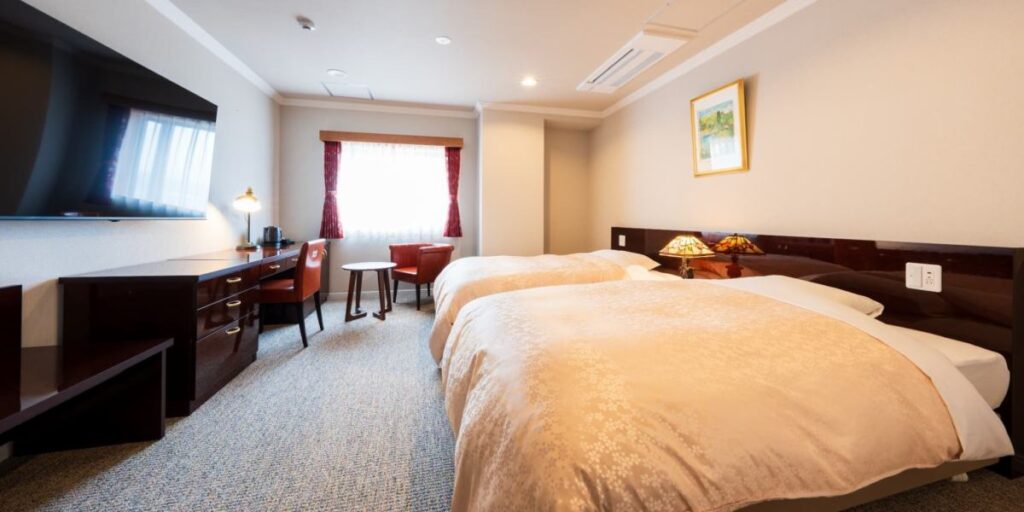 Beppu Onsen Hotel Sansenkaku Twin Room