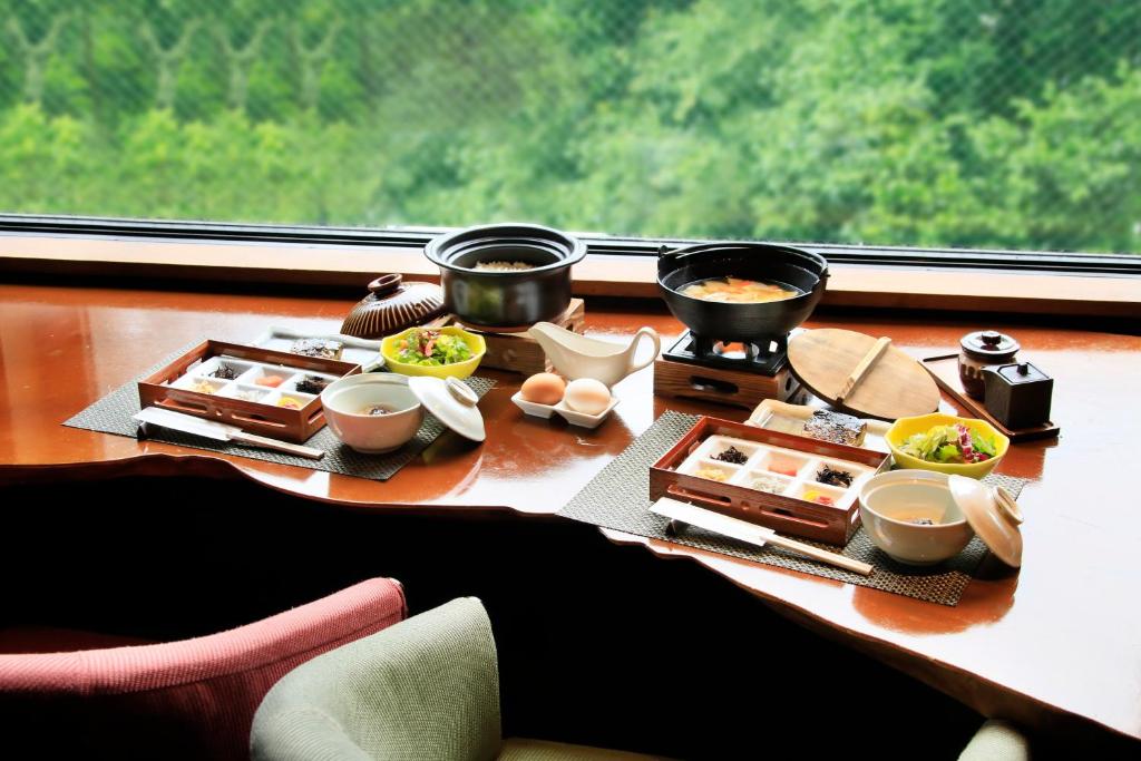 Bettei Koyoi Breakfast Window View