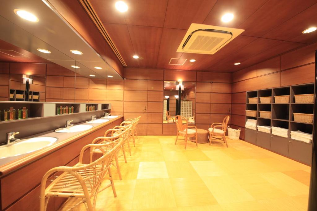 Bettei Koyoi Powder Room