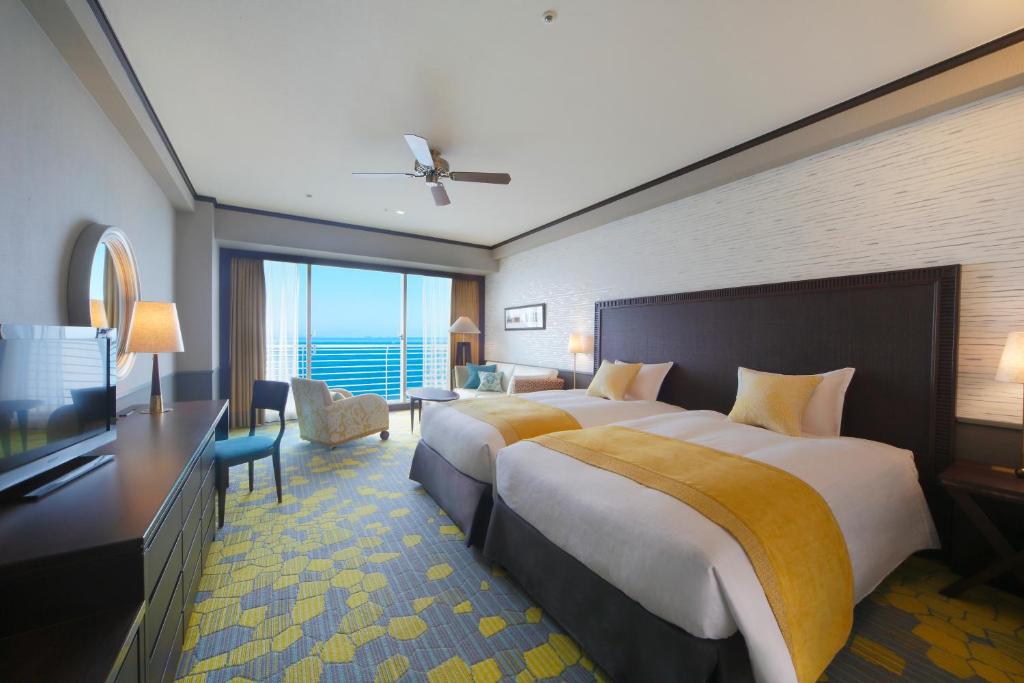 Biwako Hotel Twin Room