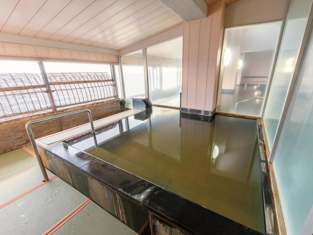 Blue Ocean Ryokan Indoor Onsen