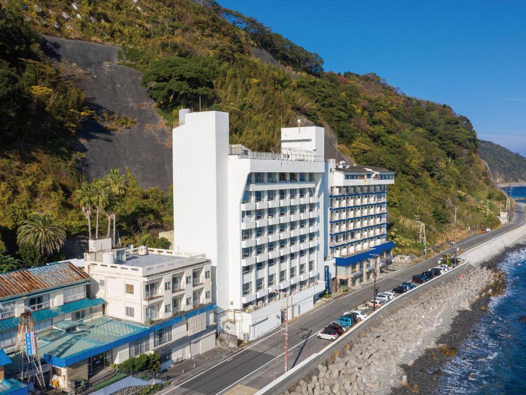 Blue Ocean Ryokan Oceanfront Exterior