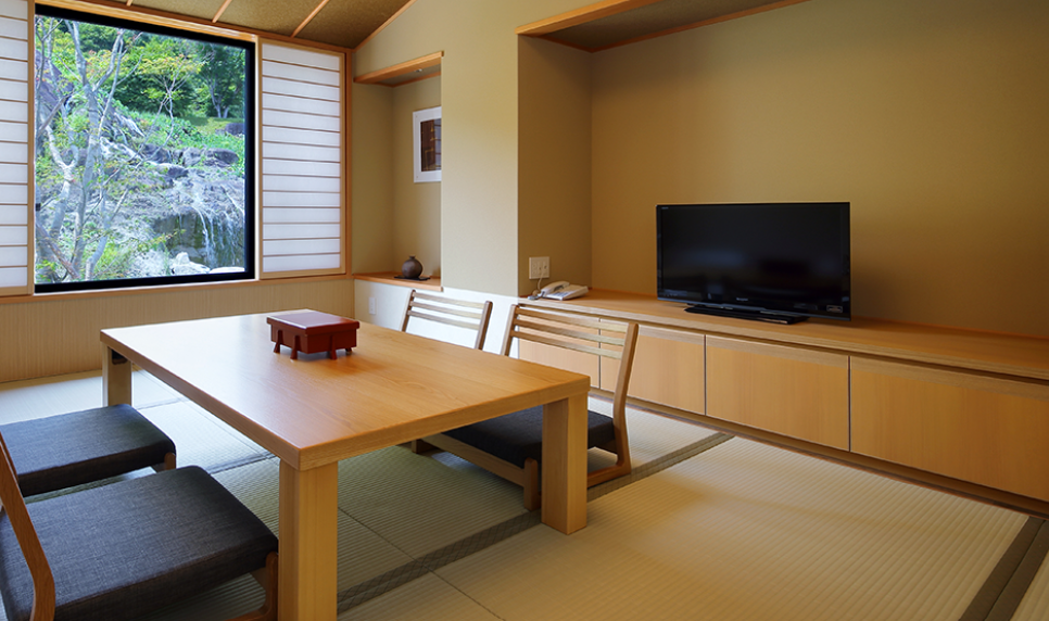 Bobata Onsen Yahataya Tatami Room
