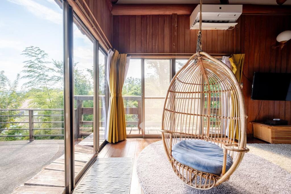 Bogaian Ryokan Rattan Hanging Chair Room