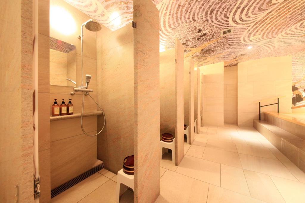 Centurion Hotel Spa Ueno Station Shower Area