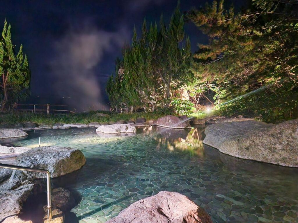 Cetus Royal Hotel Outdoor Onsen