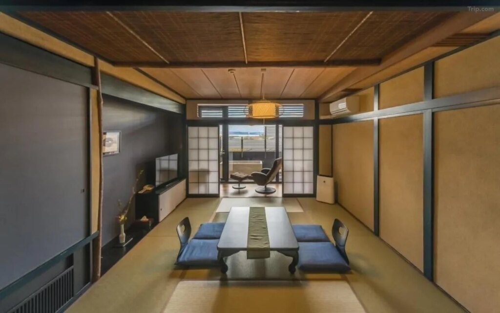 Chikurakan Tatami Room