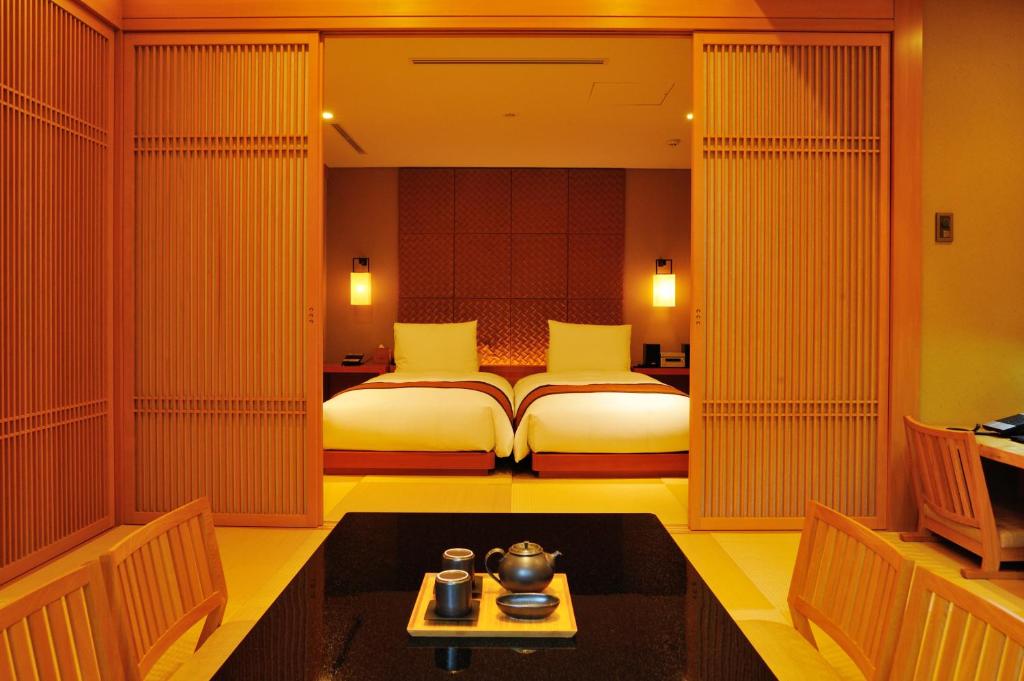 Chikusenso Mt Zao Onsen Resort Spa Tatami Room