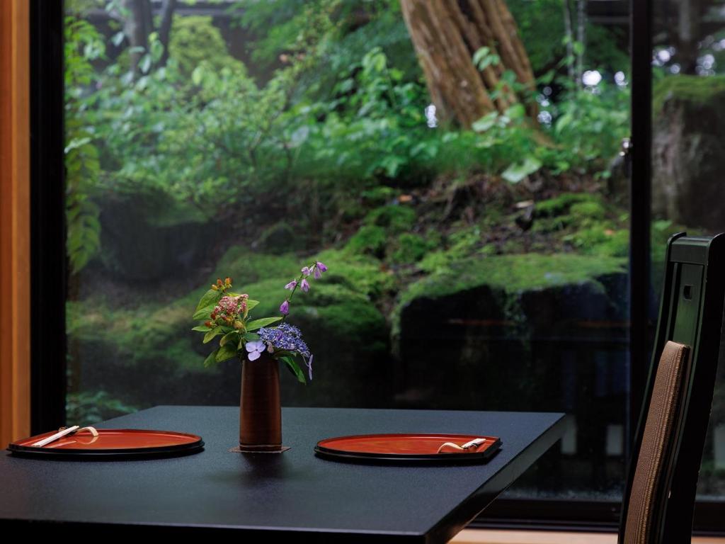 Chosenkaku Kameya Garden View Dining