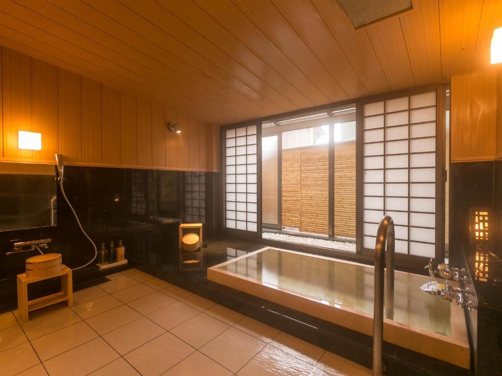 Chosenkaku Kameya Private Bath