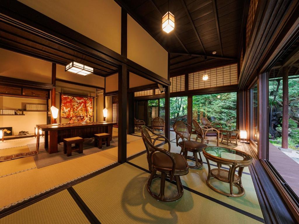 Chosenkaku Kameya Tatami Room
