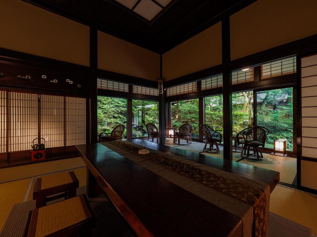 Chosenkaku Kameya Tatami Room