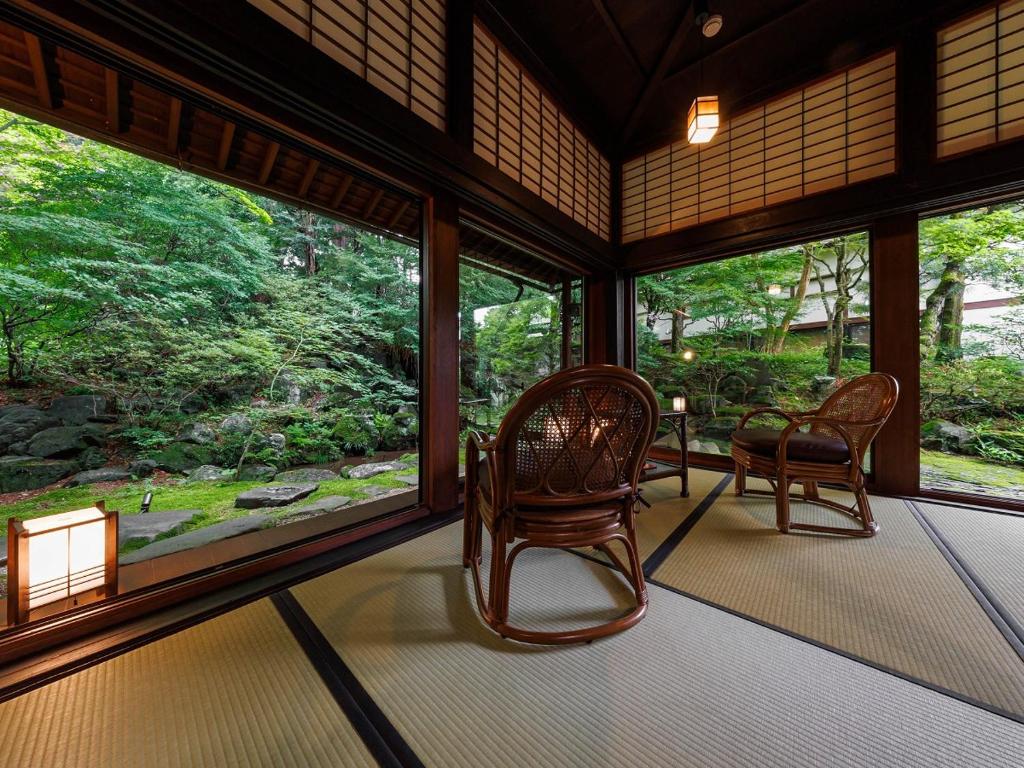 Chosenkaku Kameya Tatami Room Garden View