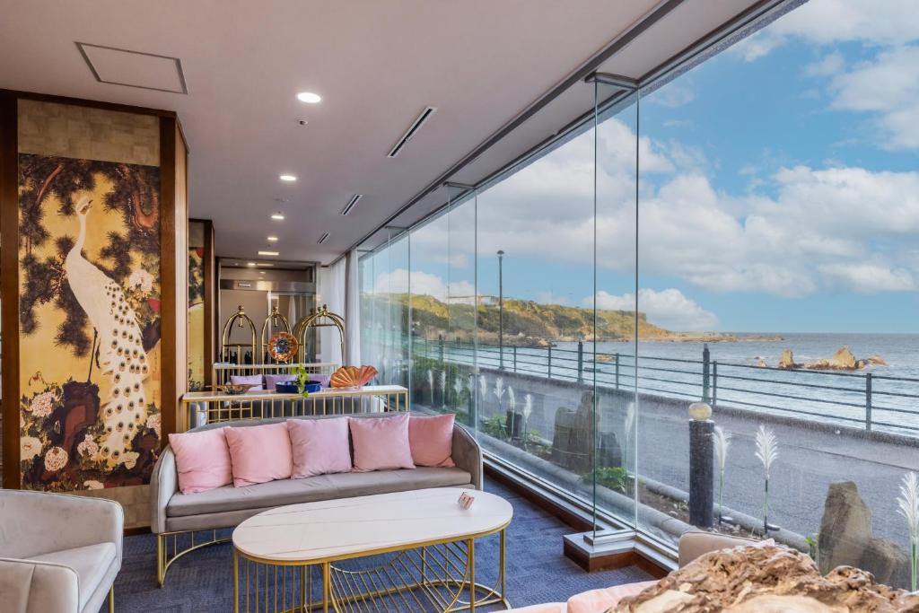 Choshi Grand Hotel Ocean View Lounge