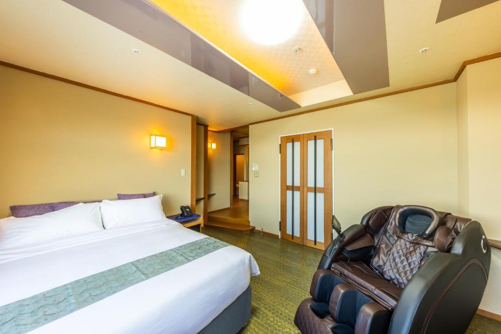 Choshi Grand Hotel Western Room