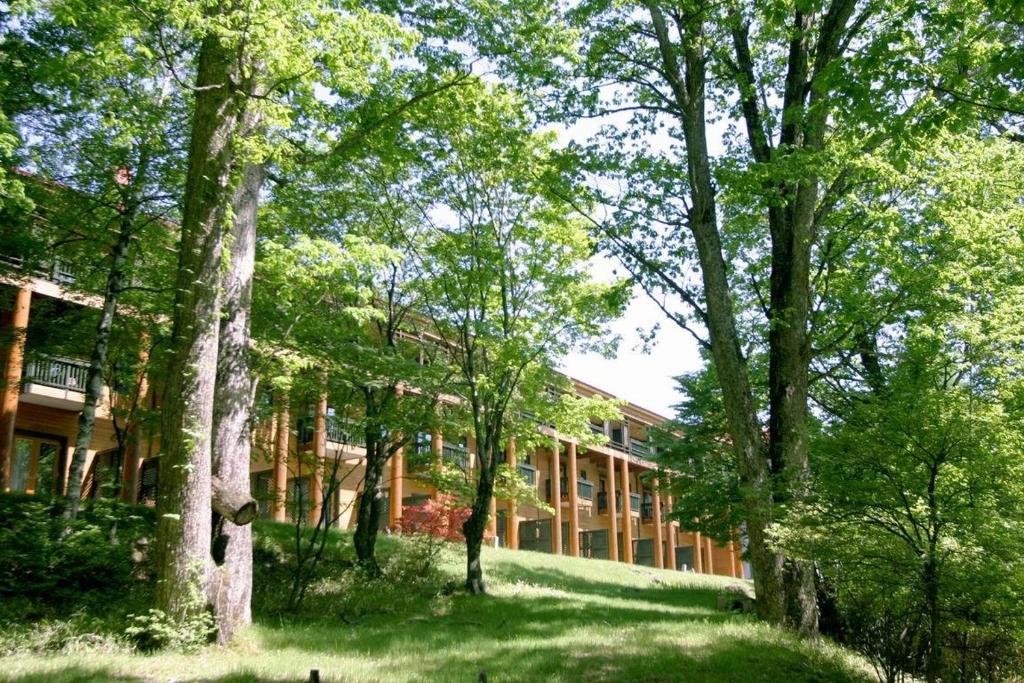 Chuzenji Kanaya Hotel Forest Exterior