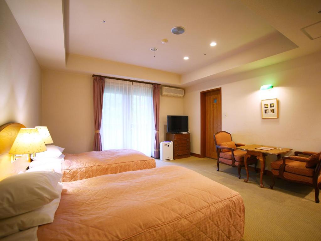 Chuzenji Kanaya Hotel Twin Room