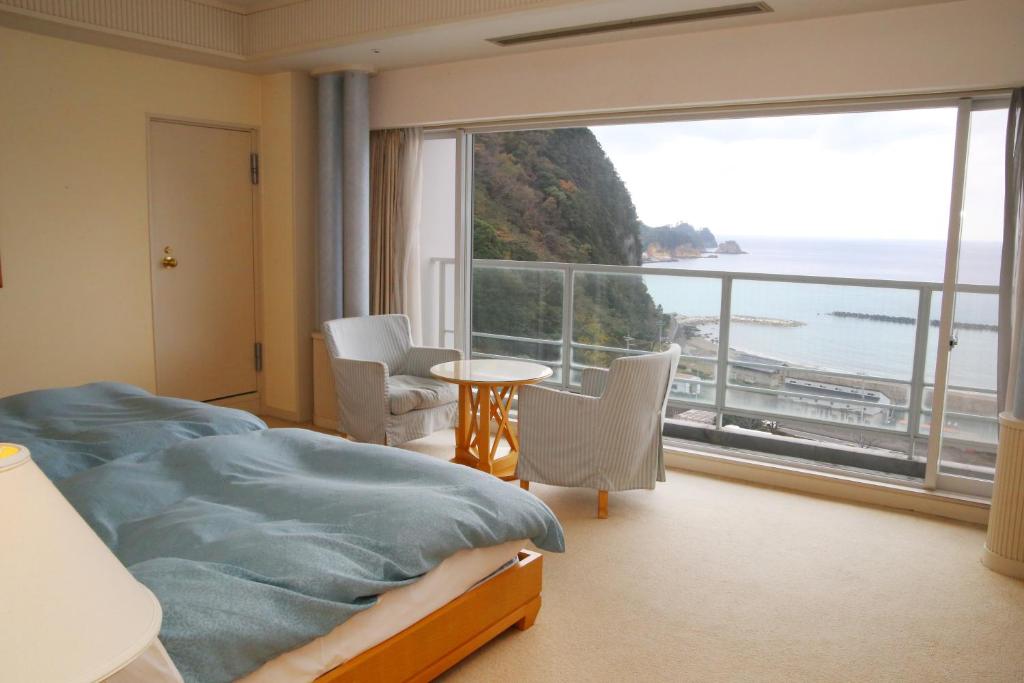 Crystal View Hotel Ocean View Room