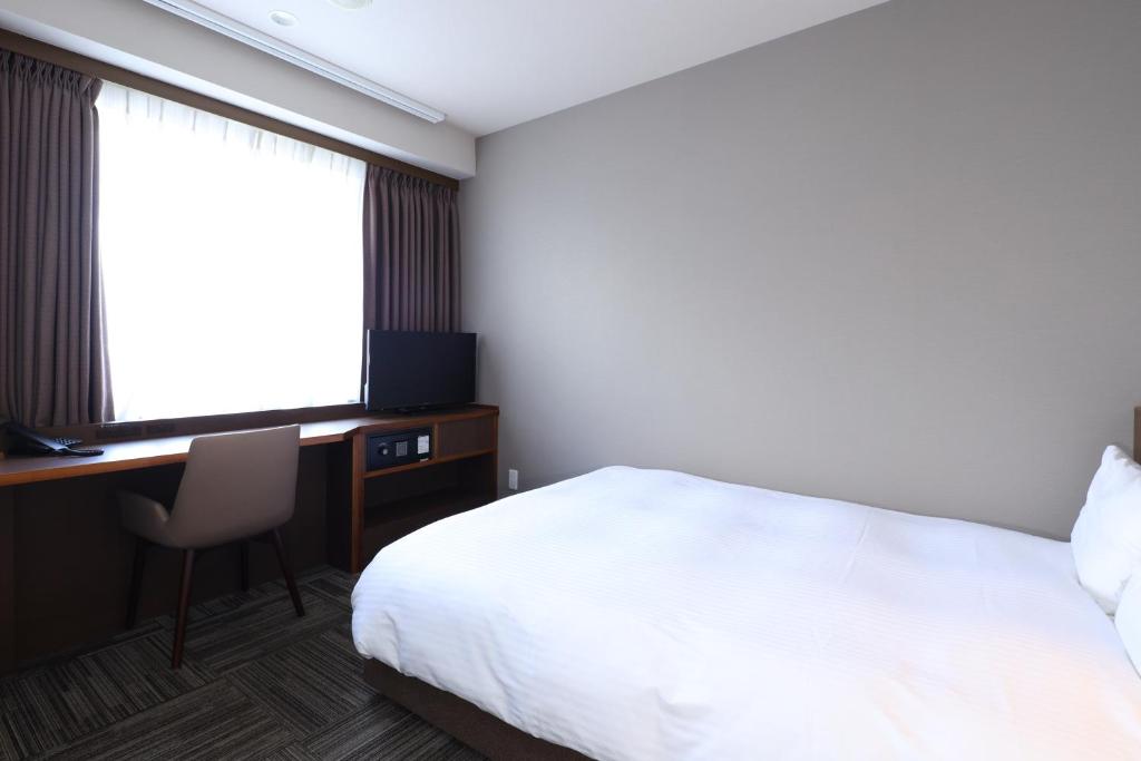 Dormy Inn Chiba Soga Single Room