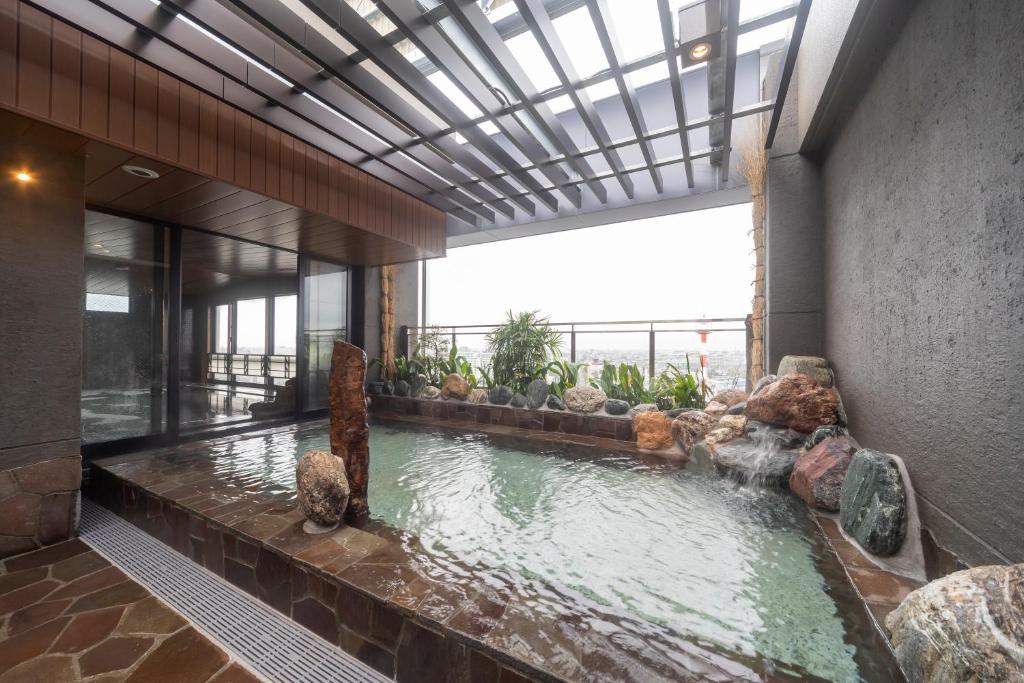 Dormy Inn Kawasaki Open Air Bath