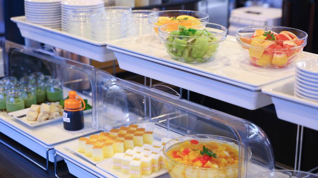 Dormy Inn Mishima Breakfast Fruit Dessert Buffet