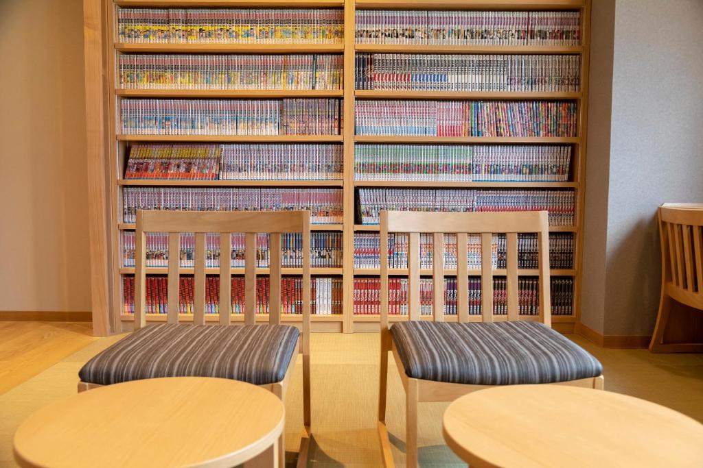 Dormy Inn Premium Fukui Manga Library