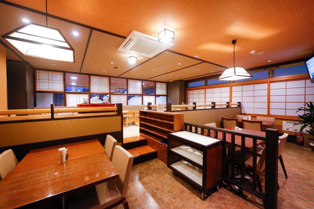 Dormy Inn Toyama Ryokan Dining Room