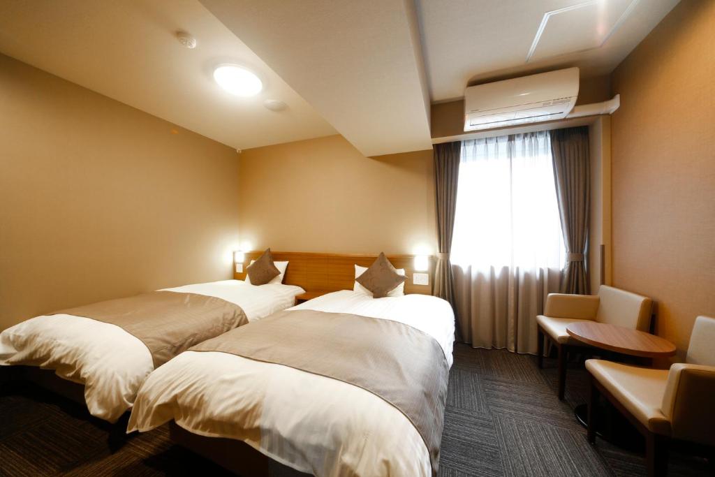 Dormy Inn Toyama Twin Room